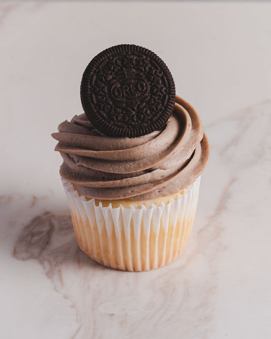 Cookies & Cream Cupcake - large