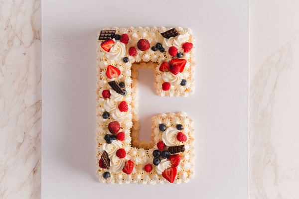 Letter Cakes (1 layer).
