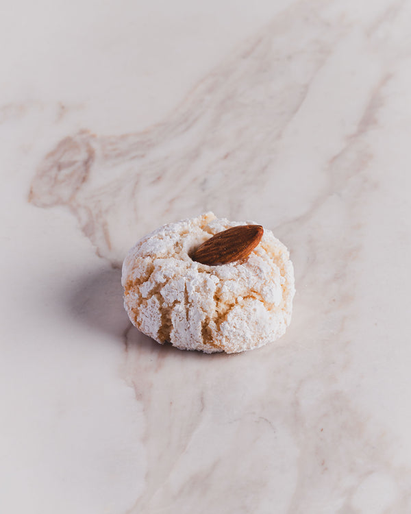 Amaretti Cookies.